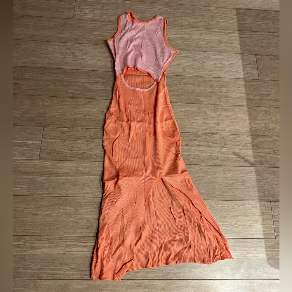 Sleeveless Orange and Pink Dress with cutout